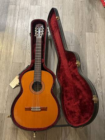 1980’s Asturias AST 60 Nylon String Classical Acoustic Guitar 1