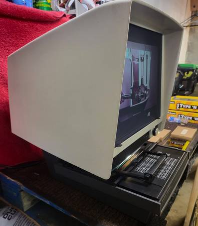 Microfiche Machine includesMercury MarineTraining Program 1