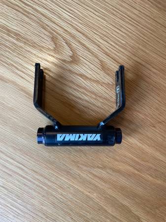 Yakima thru axle adapter 1