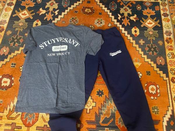 Stuyvesant High sweatpants and tee-shirt -- excellent -- size M-L 1