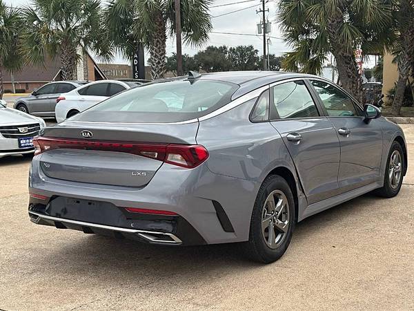 2021 Kia K5 LXS 4dr Sedan - $16,90063622483369859124