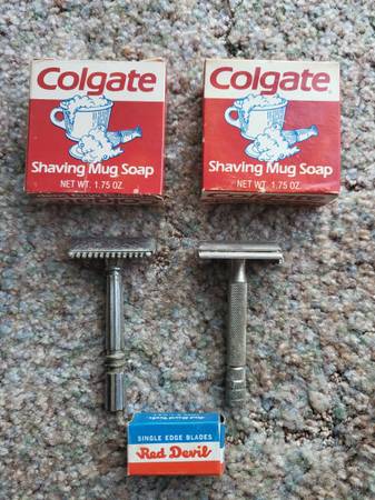 Antique Gillette razor's and mug soap 1