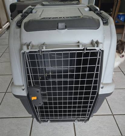 Skudo Dog Crate 1