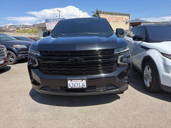 2023 Chevrolet Chevy Suburban LT 4x2 4dr SUV - Buy Here Pay Here! 1