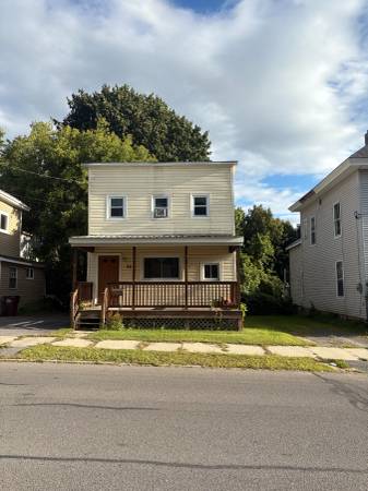 3 Bedroom, 2 Bath Home
$150
                        Gloversville 3 Bedroom, 2 Bath Home
$150
                        Gloversville