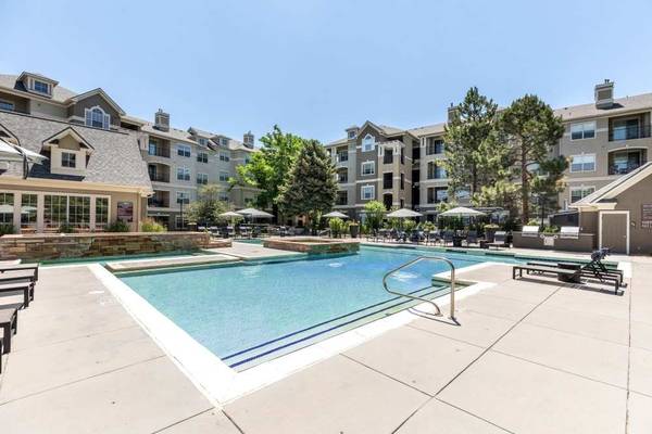 $1,497 / 1br - 725ft2 - 1/BD, Stainless-Steel Appliances, Fireplace (7610 E Caley Ave, Centennial, CO)63962926246531124