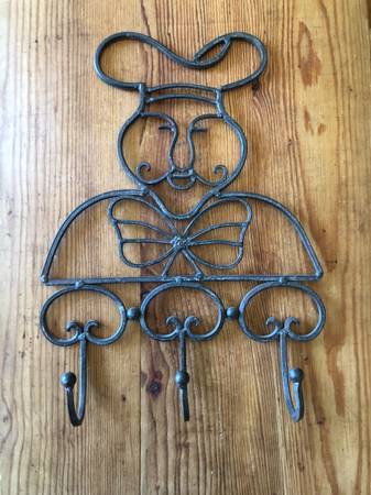 Vintage Metal Chef Hanging Rack 1