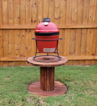 Kamado Joe Jr. w/ stand, spool table, and pizza stone. 1