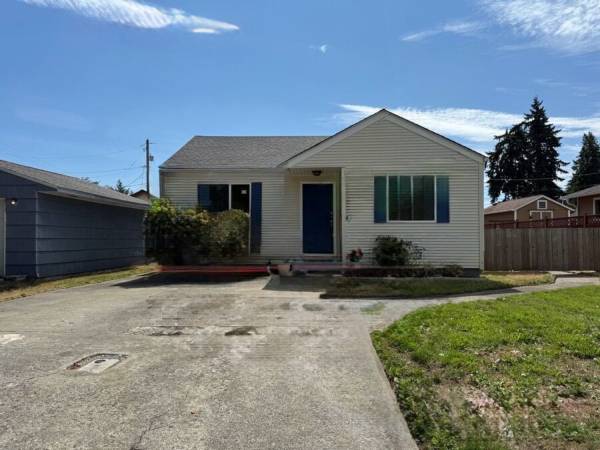 $2,100 / 3br - 1560ft2 - Welcome home to this Beautiful 3 Bedroom Home! (Tacoma (Pierce))63944823085059120