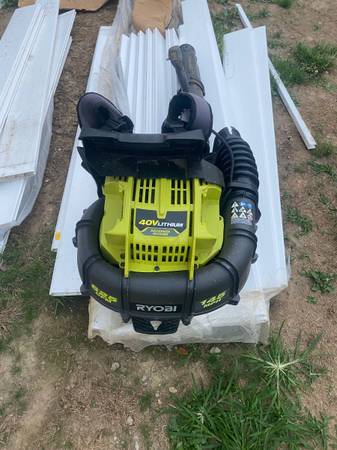 Ryobi 1