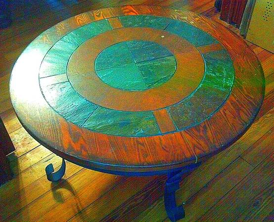 Cocktail/Coffee Table 1