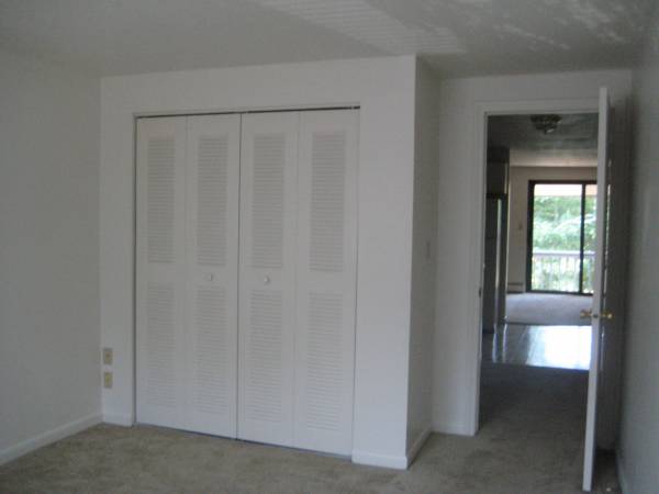 $1,595 / 1br - FREE November Rent! $500 Gift Card! Waived Admin Fee! Call Now! (ELLINGTON)63989075816579123