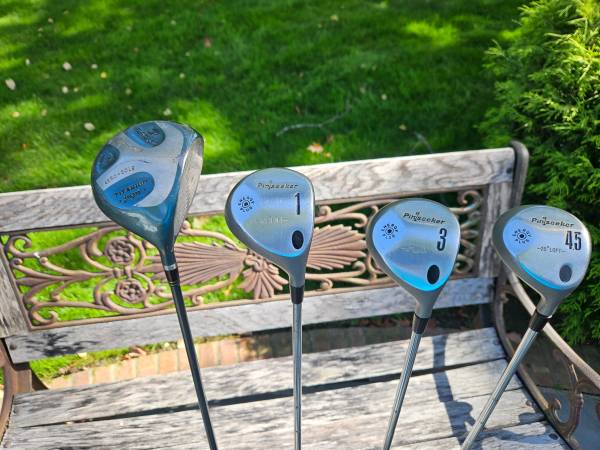 2 Drivers Plus 2 Metal Woods for the Price of 1, Rt hand 1