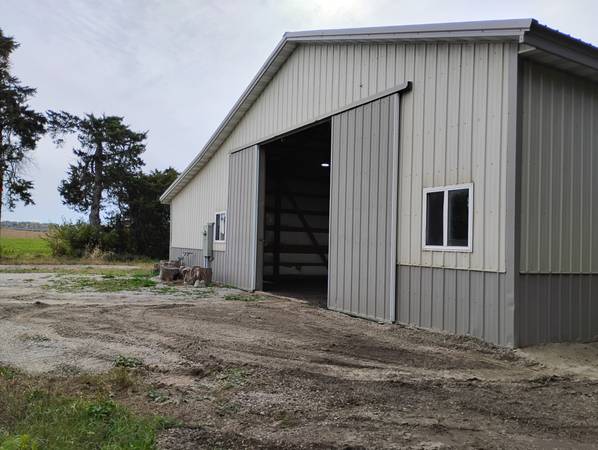 $90 For rent Indoor  Storage Space Startin @ $50 to $150 (near toddville)64189095827713121
