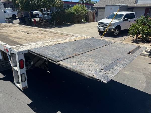2019 Ford F650 - Photo 10