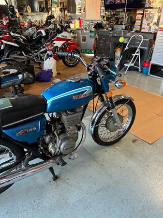 1973 suzuki GT185 1