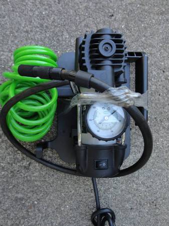 Slime Compact Pro Power 12v Mini Automobile Air Compressor. 1