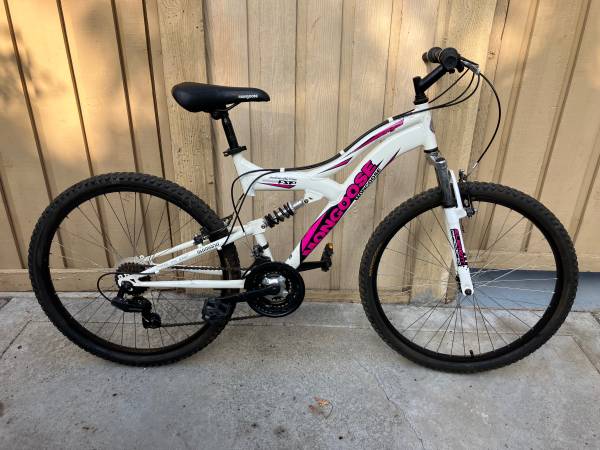Mongoose Mountain Bike 1