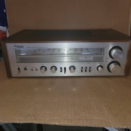 Technics by Panasonic Vintage Receiver SA-200  NICE!! 1