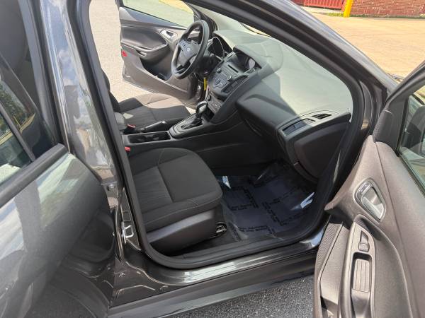 Inspección MD aprobada - Focus Ford 15 de $7,400 (Silver Spring)63616403227011122