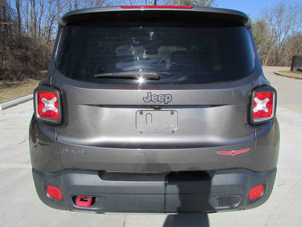 2017 Jeep Renegade 4x4 Trailhawk Tigershark 2.4L I4 180hp - $8,984 (Purcellville)63440055713153124