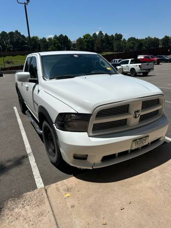 ESPECIAL MECÁNICO - 2010 Dodge Ram 1500 Sport Hemi 5.7 - $5,200 (Lakewood)63612218095233123
