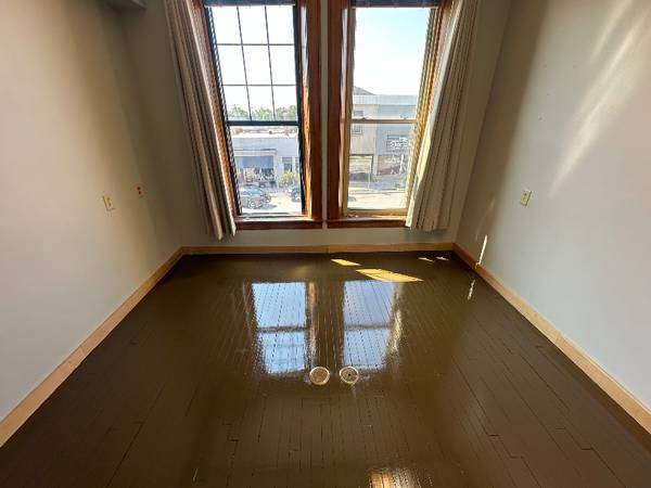 $900.00 / 1br - Cozy 1 Bed/1 Bath Apartment in Downtown Churubusco - Available 09/15 -63953482049539121