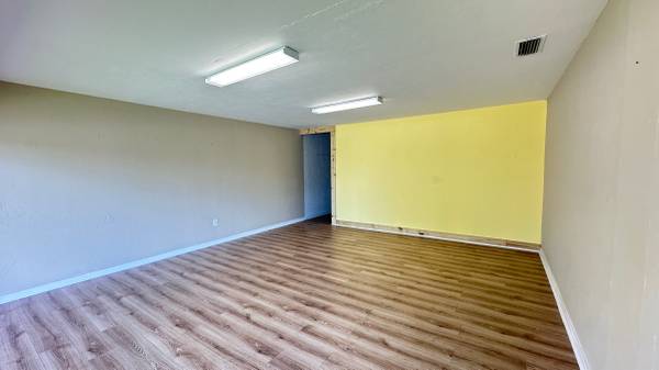 $1,516 / 1920ft2 - ✨ Commercial Space for Lease – 1,920 SF – Gainesville, FL ✨ (Gainesville)63823029226881121
