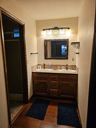 $3200.00 / 3br - 2100ft2 - Stunning Single Unit Home in Redding | 568 Royal Oaks Dr | $3200/mo63972532703235123