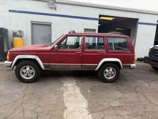 1992 JEEP CHEROKEE 4X4 LAREDO EDITION ALL ORIGINAL SEE PICS 1