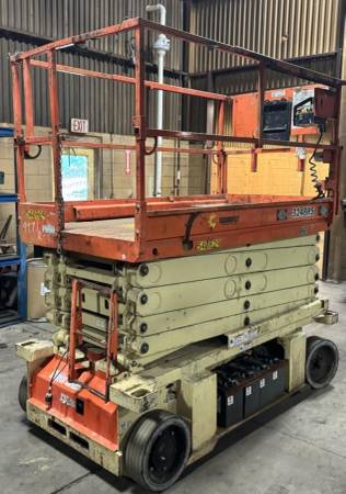 JLG #3248RS Electric Scissor Lift 1
