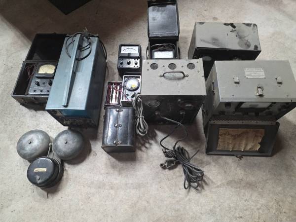 Misc Vintage Electronic Test Equipment 1