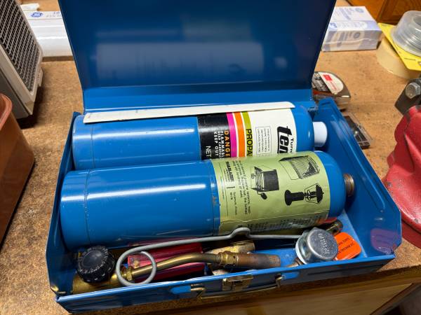 Cleanweld Turner Torch Kit (part of an estate sale) 1