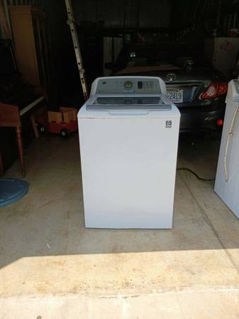 Good Working Condition GE Electric Washer and Dryer. 1