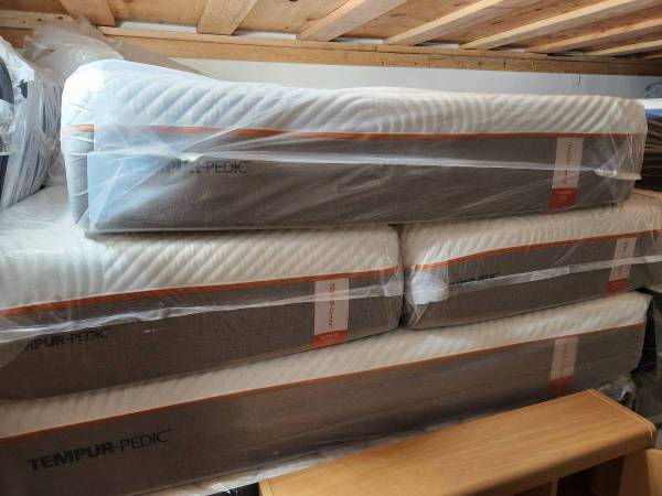 New Tempur-Pedic firm Mattresses all sizes.  Prices in Description - $65063471455652097123