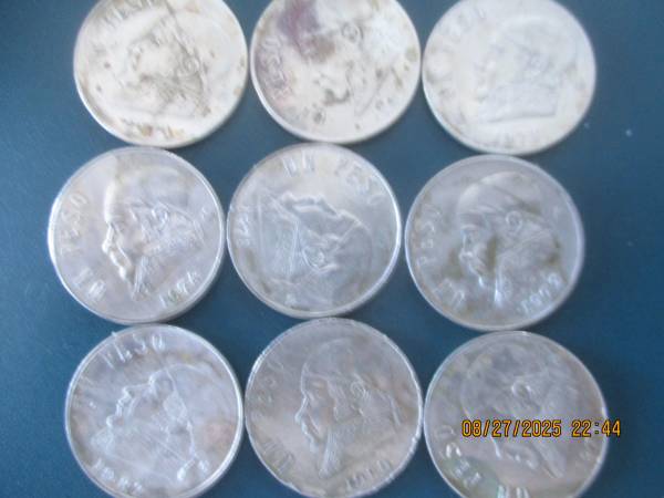 9  Un Peso Coins 1971 to 1982 1