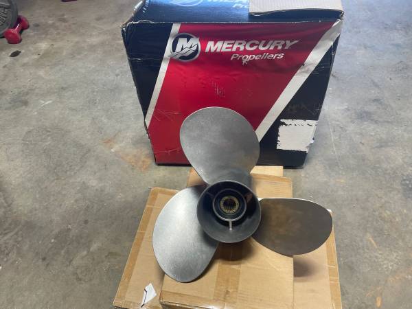 New Stainless Bravo 2 Prop 1