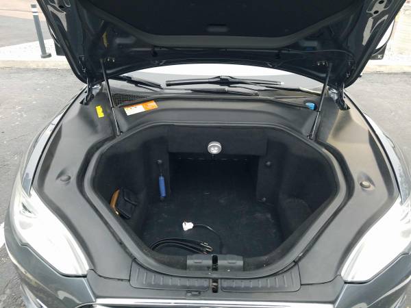 Tesla Model S 85 del 2013, ¡carga rápida gratuita! - $13.900 (San Diego)63440127559425121