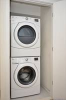 $4,700 / 4br - Stunning 4 bed 2 bath in Southie with laundy in unit!! (South Boston)63802096977027122