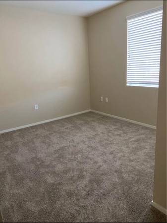 Cuarto en Pleasanton $1,250 1