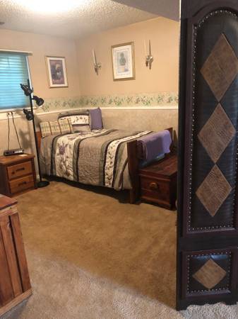 $750 / 1br - 900ft2 - Fully Furnished All Inclusive Efficiency (Central/North Colorado Springs)63686832602115124