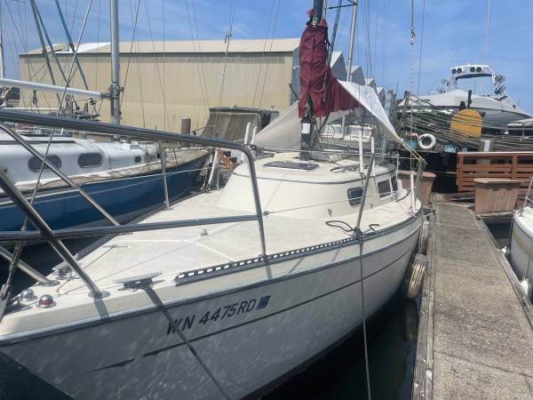 Sun yachts 27’ 1