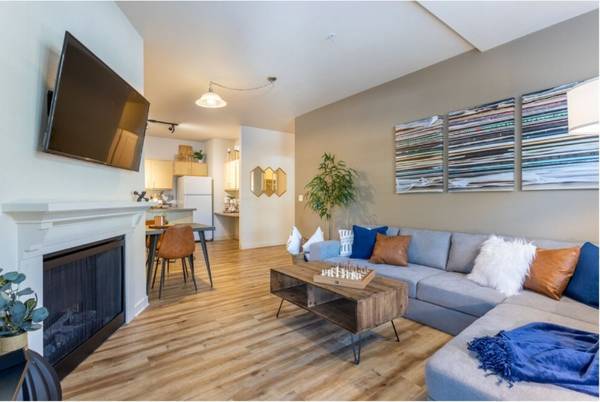 $1,825 / 2br - 1051ft2 - 2BR With Included Carport to Make Your Life Easier!! (Fairview, OR)63831607310979122