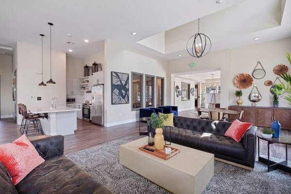 $1,175 / 3br - 1150ft2 - Dishwasher, Swimming Pool, Washer/Dryer (1405 Sky Mountain Dr, Reno, NV)63682255440899124