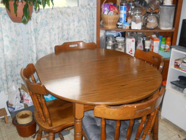 table and four chairs 1