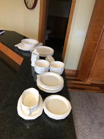 PFALTZGRFF  dishes 1