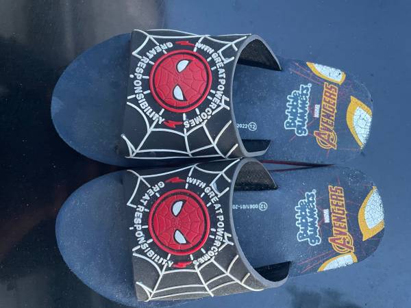 Kids sandal ( Marvel Avengers) 1
