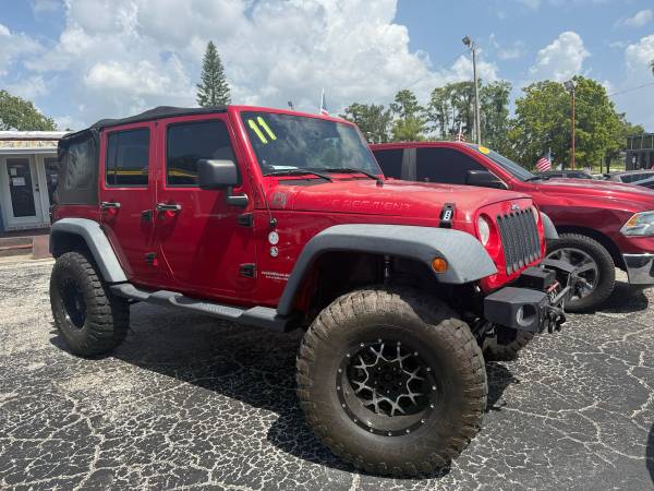 2011 Jeep Wrangler Unlimited - $13,499 (Holiday)63443316081793121