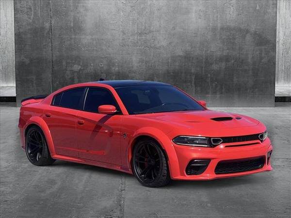 2016 Dodge Charger SRT Hellcat Sedán - $49,247 (Llame al *(661) 219-7405* para confirmar disponibilidad al instante)63436935580929122