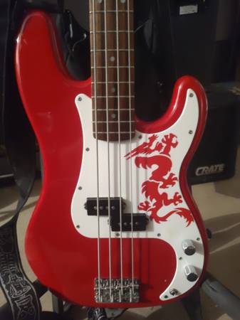 Fender Squier P-Bass and FREE Crate 15 Watt Amp 1